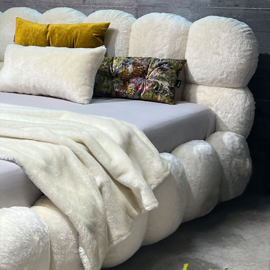 Balaao Bed